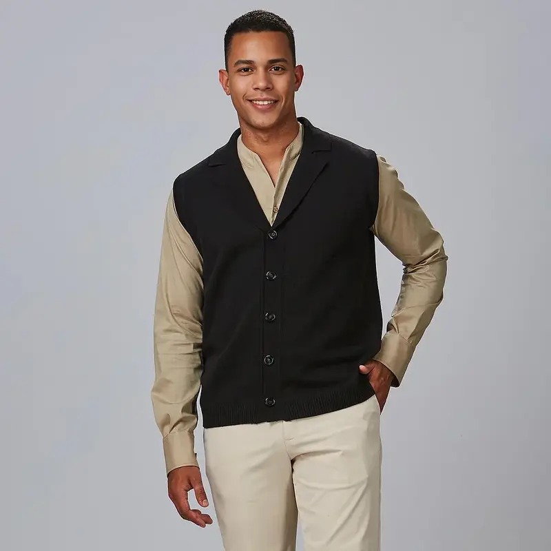 CHALECO CUELLO SOLAPA ABOTONADO HOMBRE
