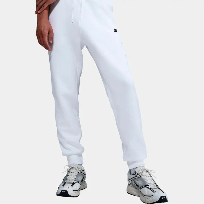 Jogger Nike Club – Hombre