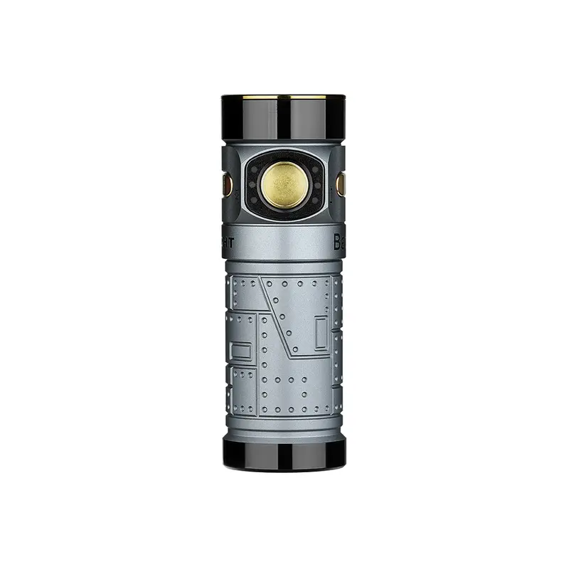 Linterna Recargable Olight Baton 4 Fighter Pilot - 1300 Lúmenes con Grabado