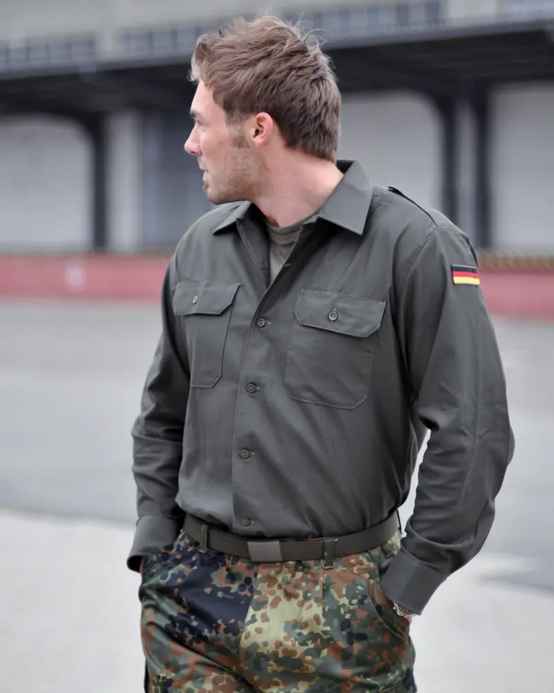 Mil-Tec Camisa de Campo Militar BW Feldhemd Oliva - Estilo Bundeswehr Auténtico
