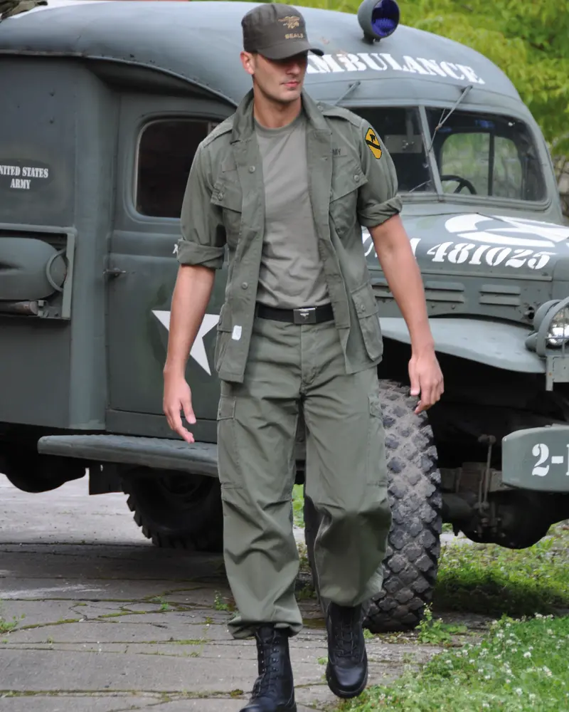 Mil-Tec Chaqueta Jungle M64 Vietnam Oliva - Cazadora Militar Táctica