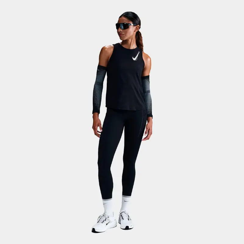 Nike One Swoosh Women's DrI-Fit