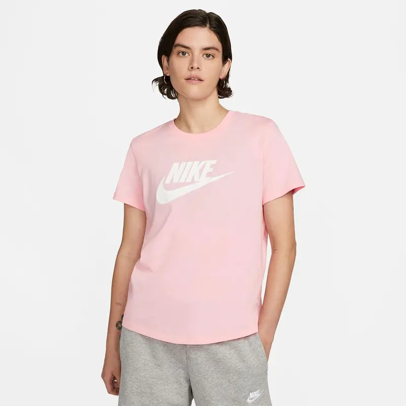 Nike Sportswear Essentials