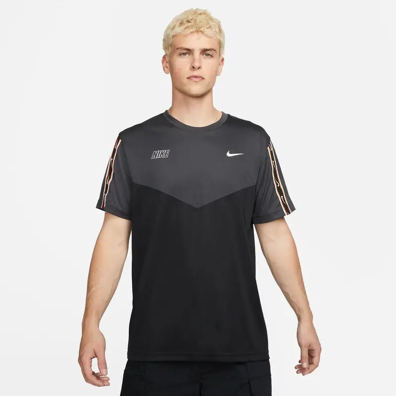 Nike Sportswear Repeat