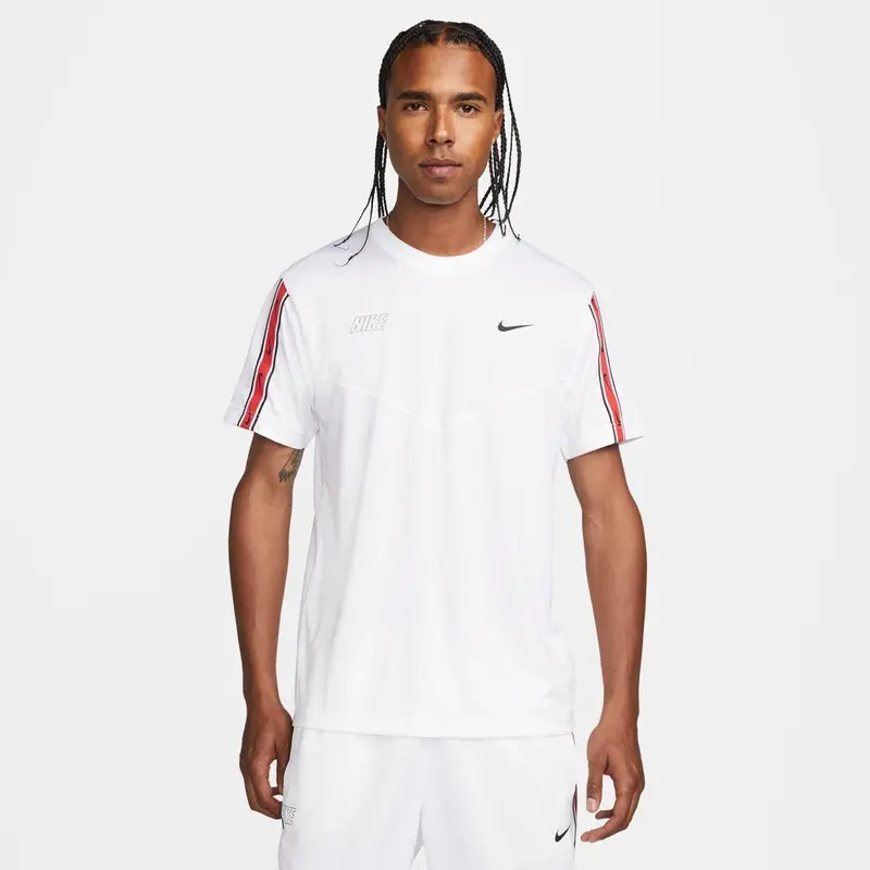 Nike Sportswear Repeat
