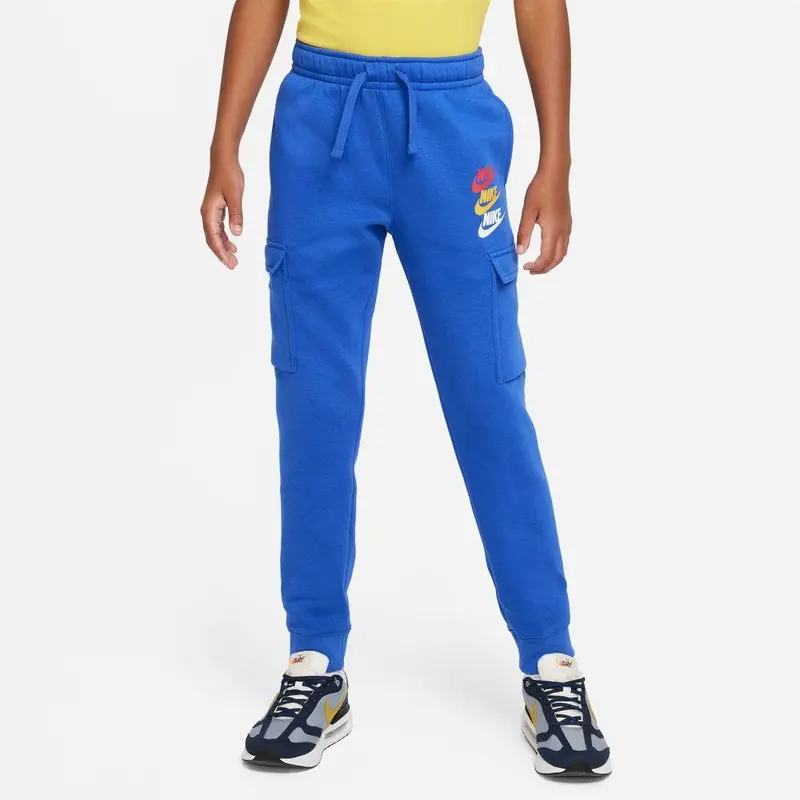 Nike Sportswear Standard Issue