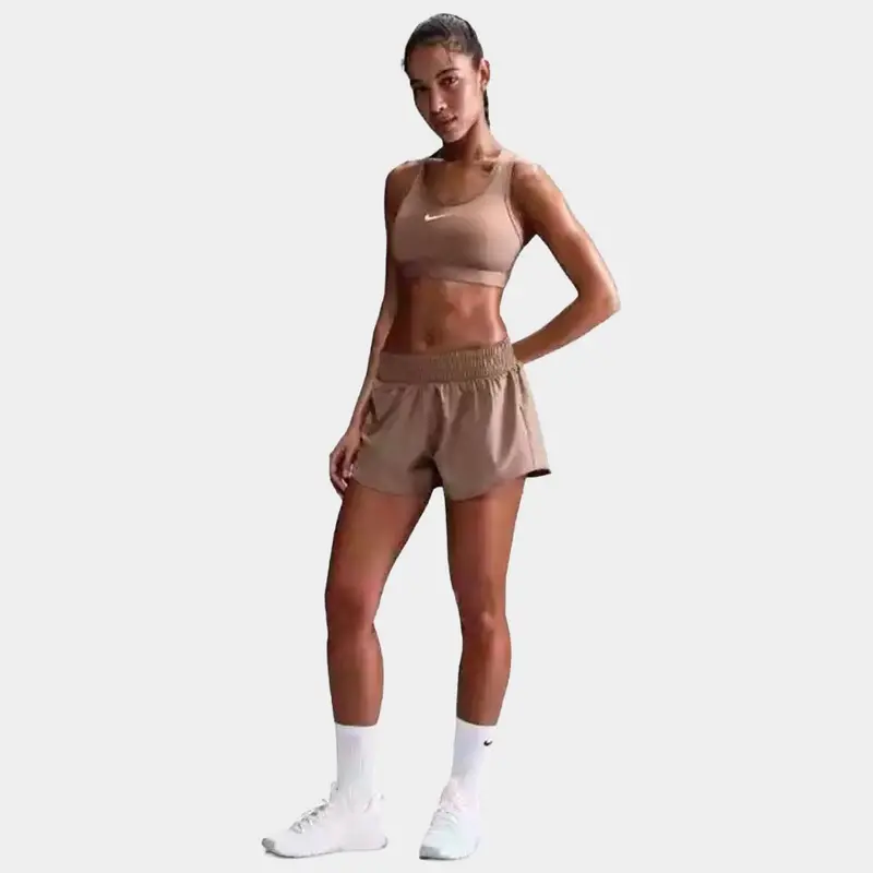 Nike Swoosh Medium Support Women's