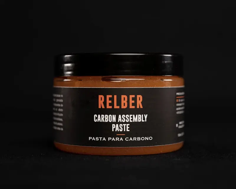 Pasta Montaje Carbono Relber