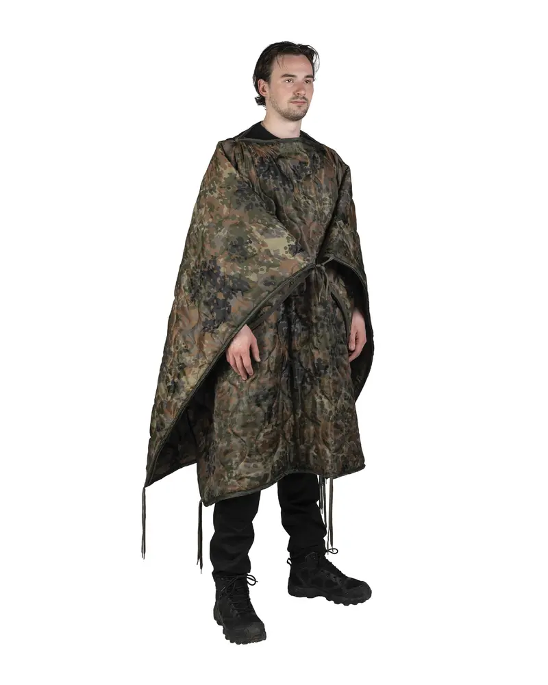 Poncho Liner Multifunction Flecktarn Mil-Tec - Manta Táctica Versátil para Camping